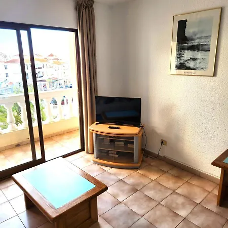 One Bed Apt In Castle Harbourc106 *