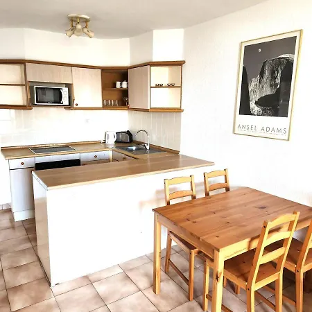 One Bed Apt In Castle Harbourc106 Apartment